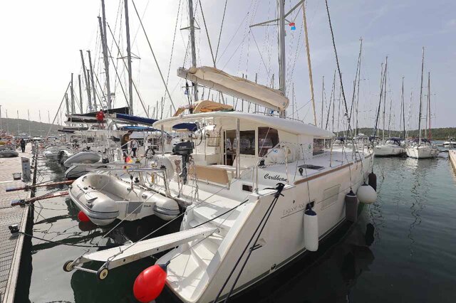 Lagoon 400 - 4 + 2 cab. Caribbean
